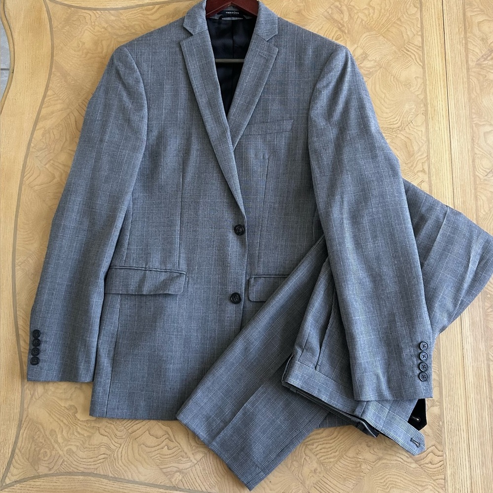 Men's Gray Plaid Bar III Slim Fit Wool-Blend Suit Created for Macy’s 38R